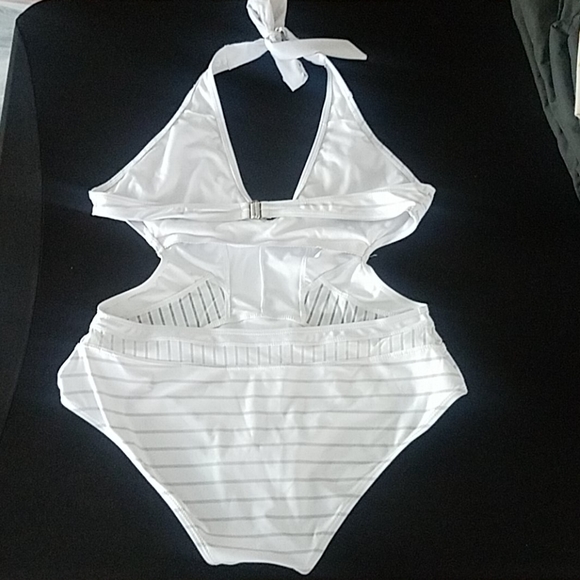 one piece swimsuit - Picture 2 of 2